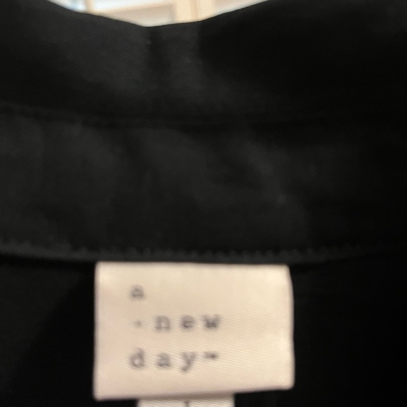 Black Blazer - Large- A New Day - Picture 5 of 7